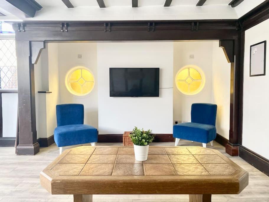 סאות'אנד און סי Charming Seaside Cottage In Leigh-On-Sea מראה חיצוני תמונה