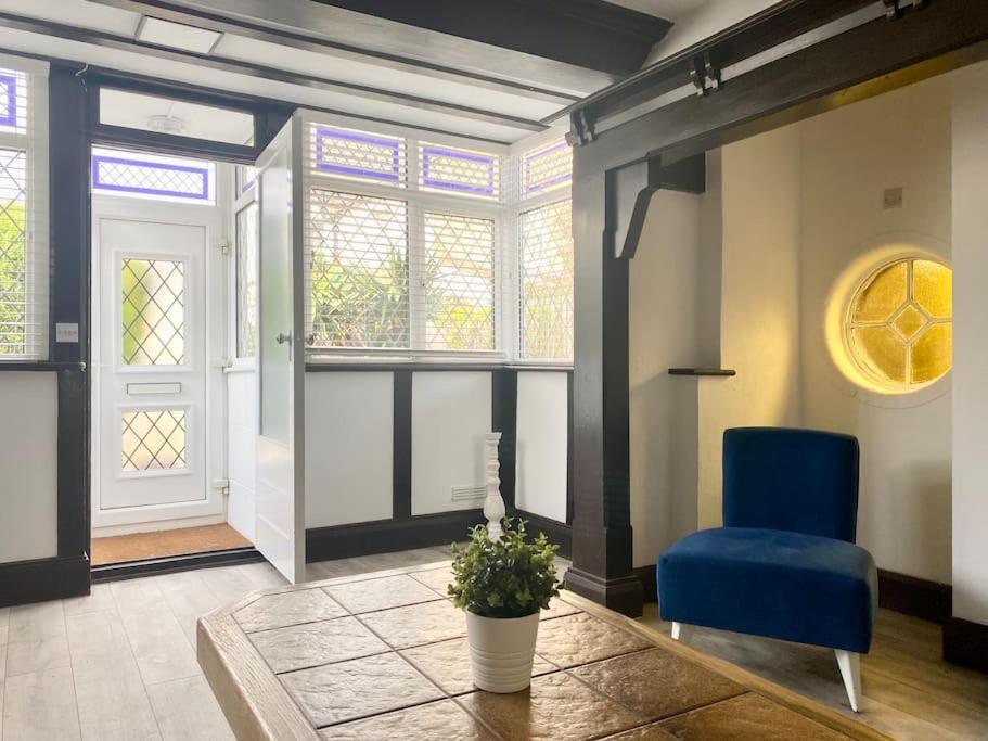 סאות'אנד און סי Charming Seaside Cottage In Leigh-On-Sea מראה חיצוני תמונה